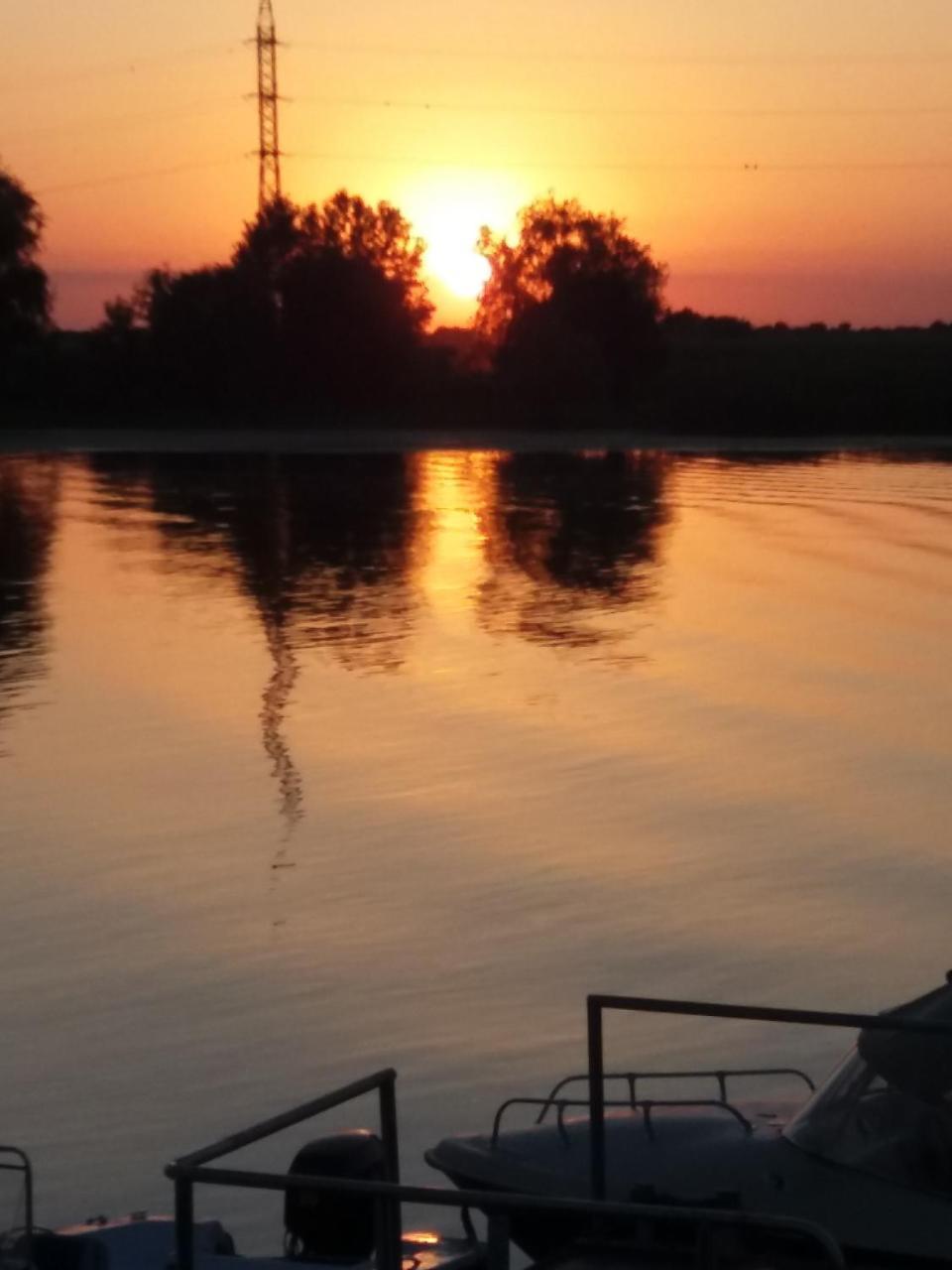 Pensiunea Mila 23 Mila Douăzeci şi Trei Exteriör bild